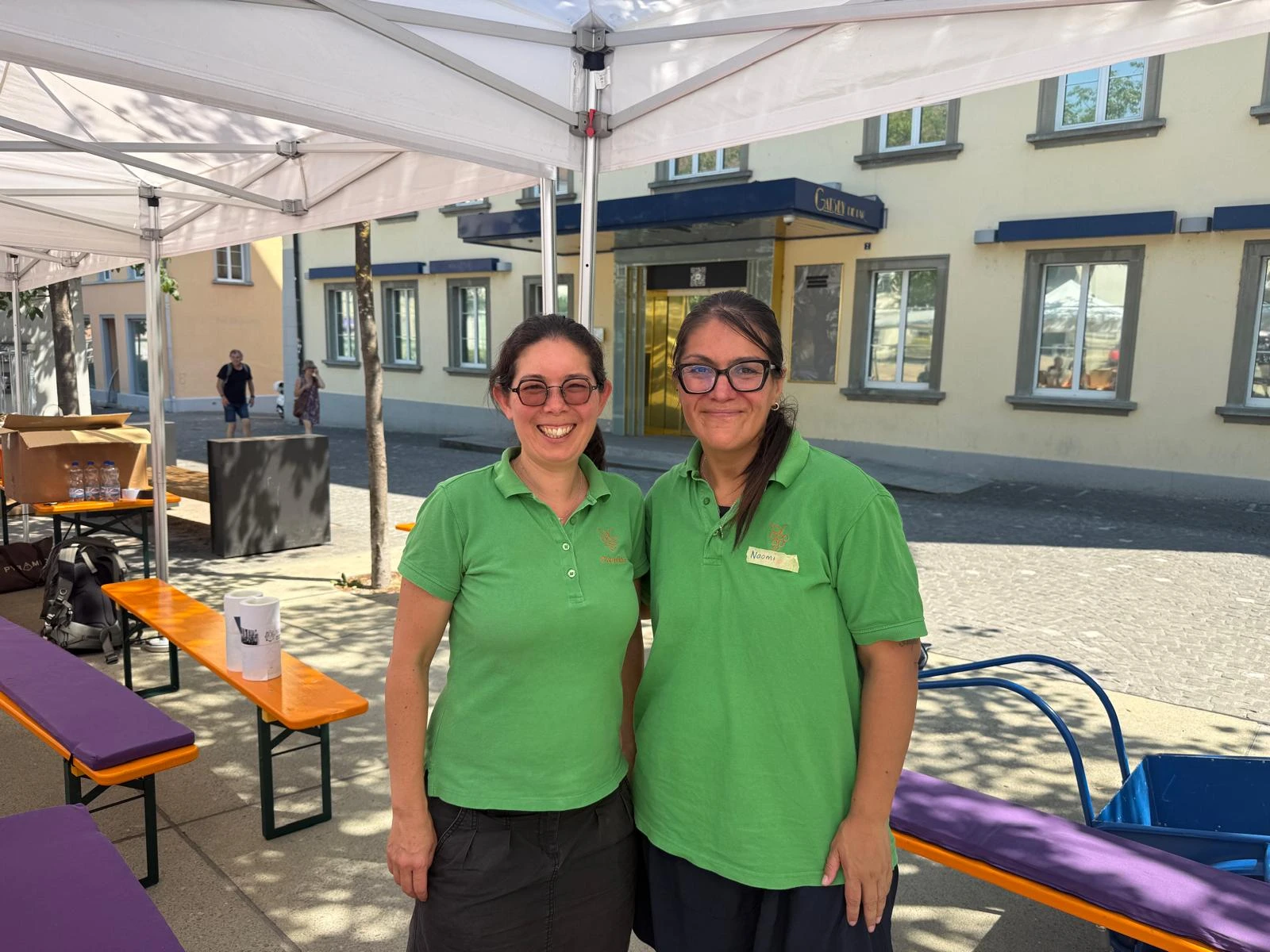 Claudine-Sachi Münger und Naomi Abdi